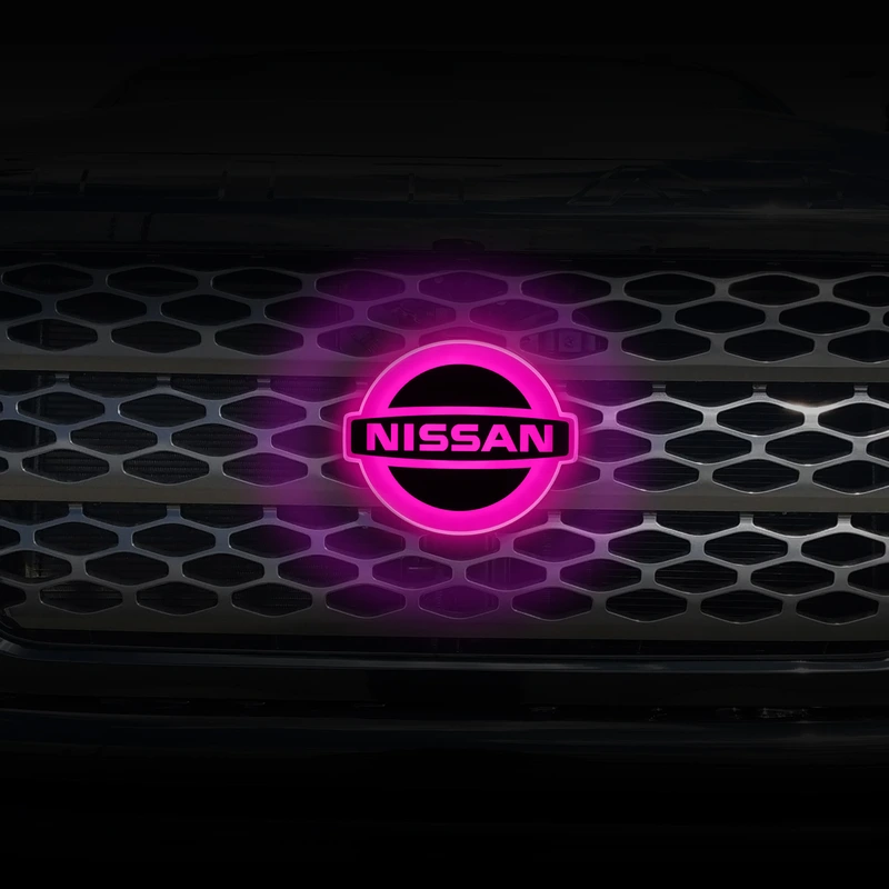 Illuminated Old Nissan LOGO Custom Emblem Lighting For Nissan Leaf